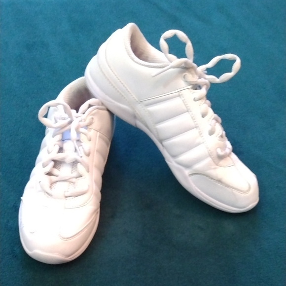 Varsity 2 White Women's Cheerleader Sneakers  Size 5 - Picture 4 of 12